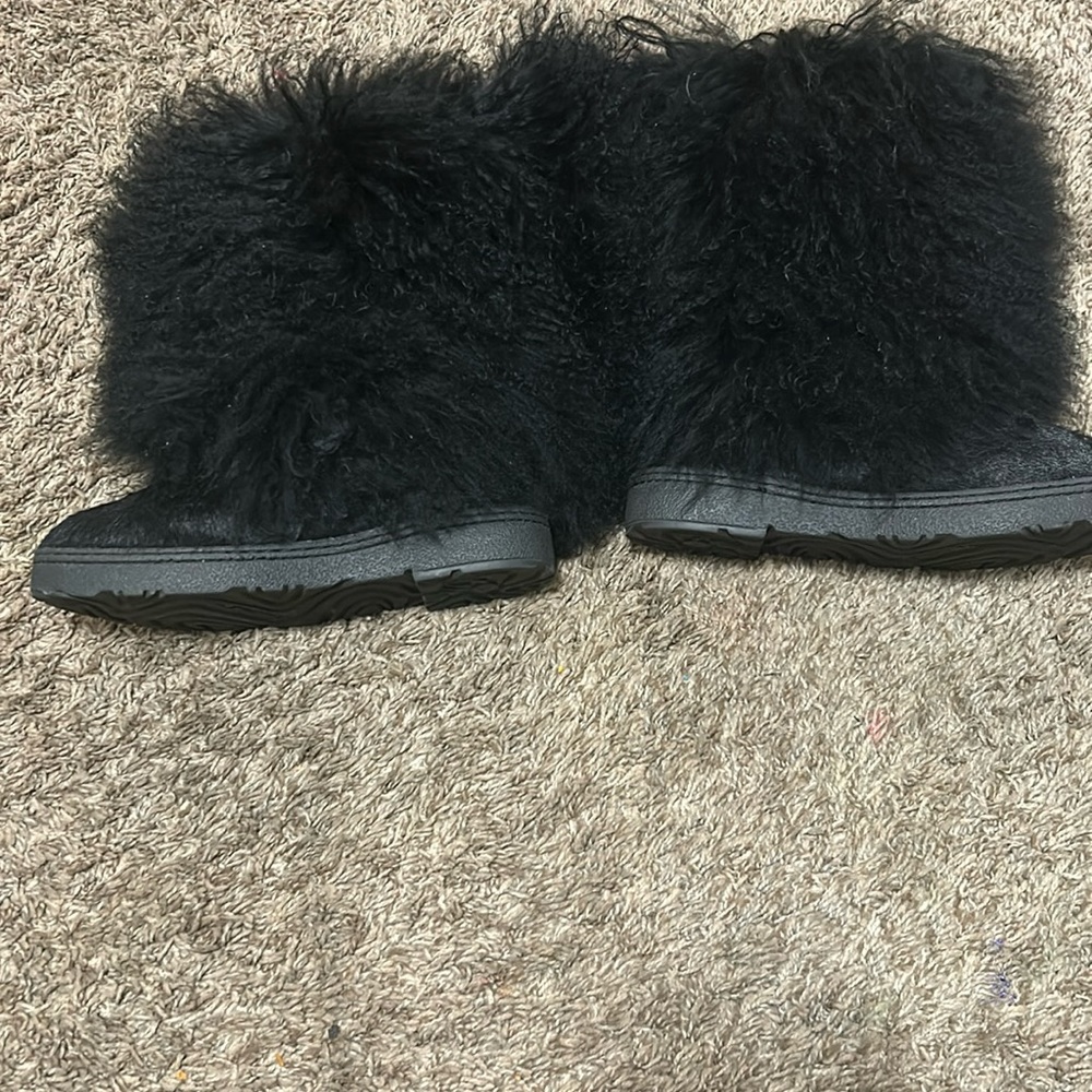 New Winter boots comfy and warm